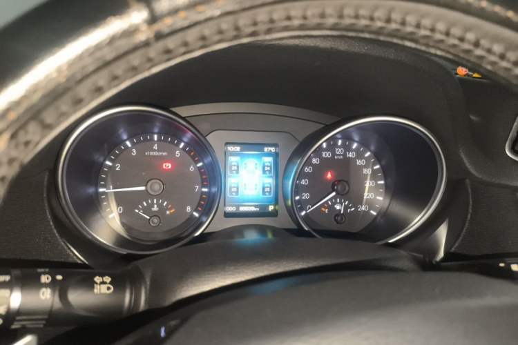 Used Haval H6 Coupe 2015 Blue Label 2.0T Automatic Two-Wheel Drive Prestige Model Instrument Cluster