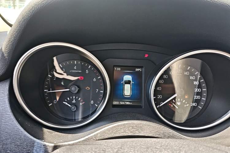 Used Haval H6 Coupe 2015 Blue Label 2.0T Manual Two-Wheel-Drive Elite Model Instrument Cluster