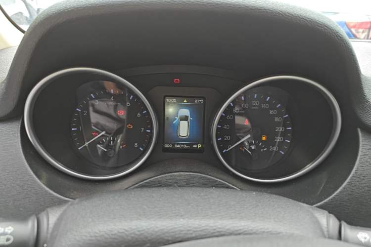 Used Haval H6 Coupe 2015 Blue Label 2.0T Automatic Two-Wheel Drive Prestige Model Instrument Cluster
