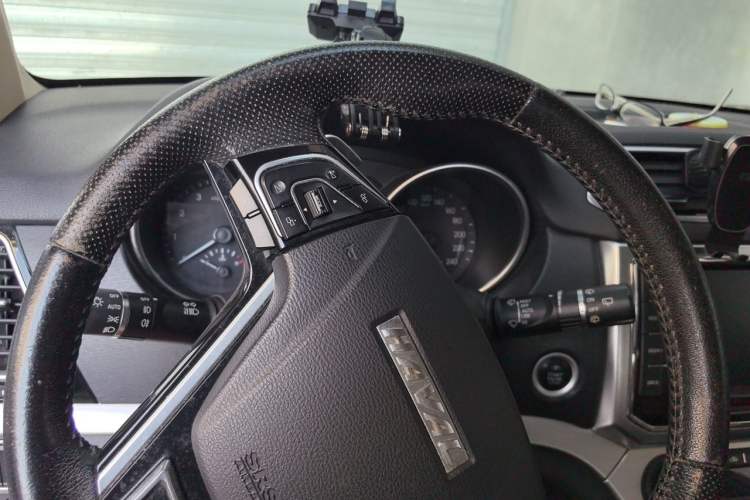 Used Haval H6 Coupe 2015 Blue Label 2.0T Automatic Two-Wheel Drive Prestige Model Instrument Cluster