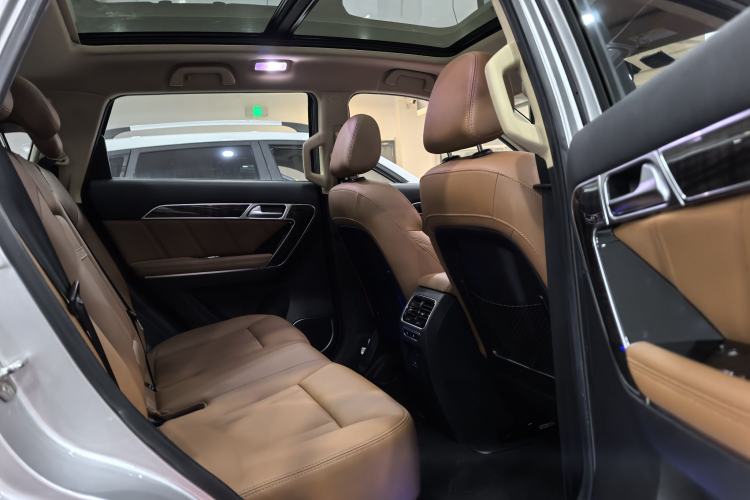 Used Haval H6 Coupe 2015 Blue Label 2.0T Automatic Two-Wheel Drive Elite Model Interior 4