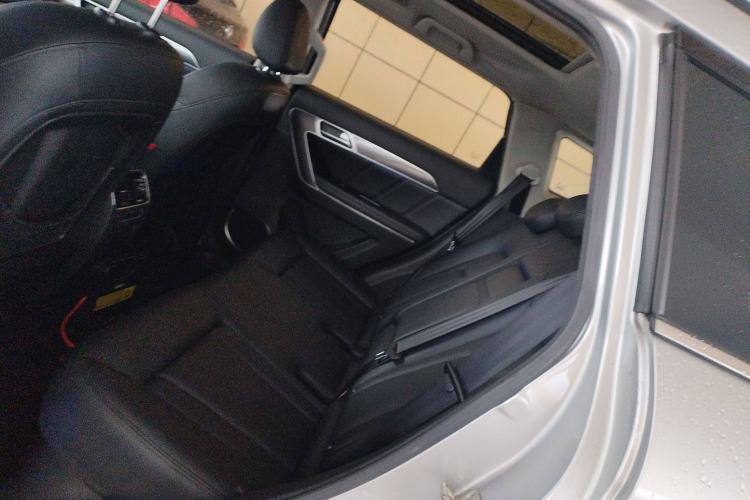Used Haval H6 Coupe 2015 Blue Label 2.0T Automatic Two-Wheel Drive Elite Model Interior 4