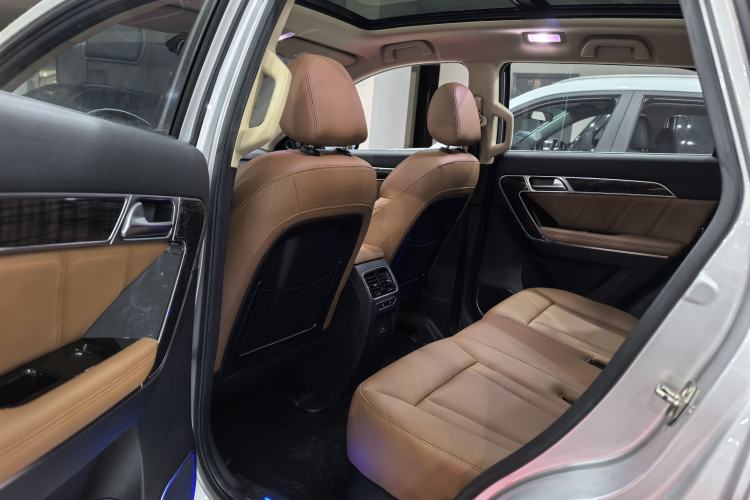 Used Haval H6 Coupe 2015 Blue Label 2.0T Automatic Two-Wheel Drive Elite Model Interior 5