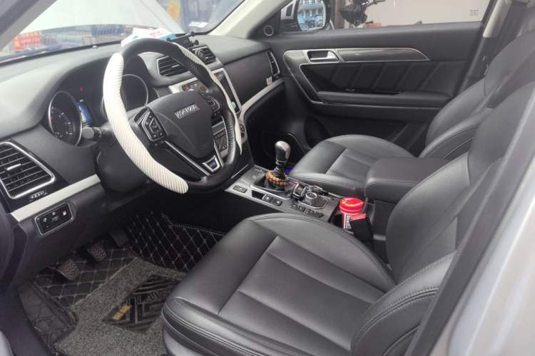 Used Haval H6 Coupe 2015 Blue Label 2.0T Manual 4x4 Elite Model Left Front Seat