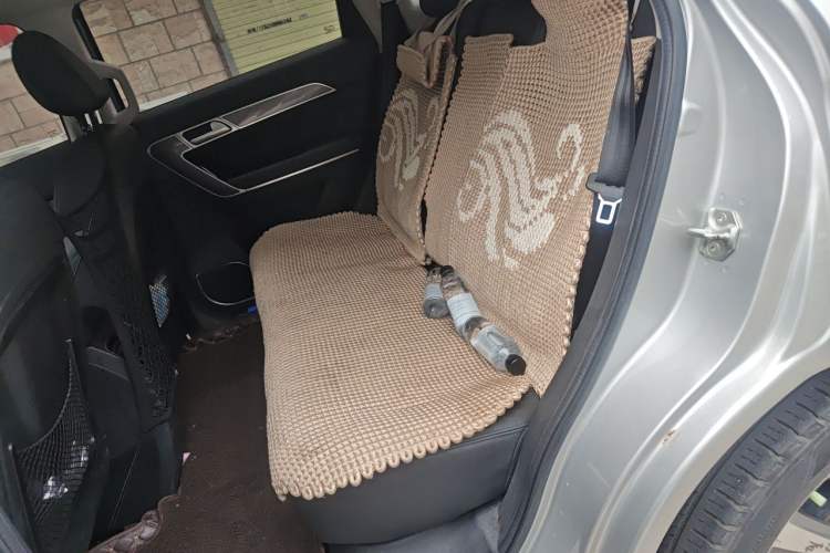 Used Haval H6 Coupe 2015 Blue Label 2.0T Manual Two-Wheel-Drive Elite Model Left Rear Seat