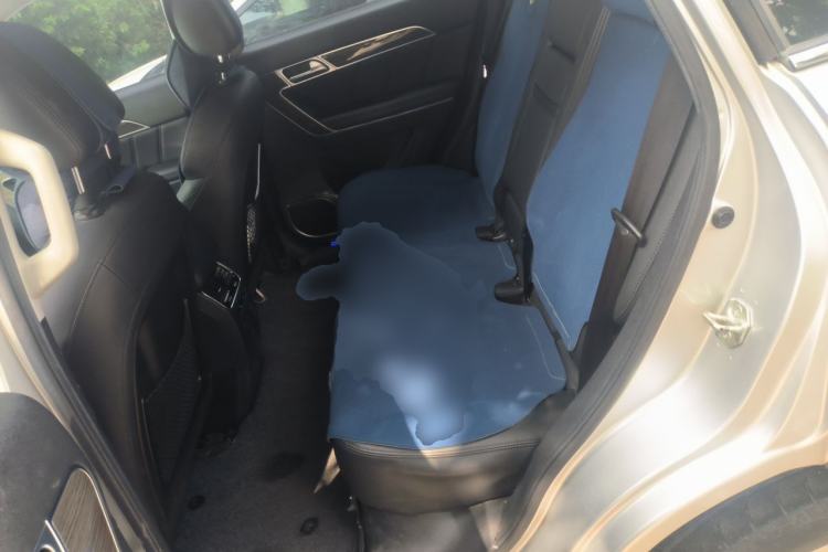 Used Haval H6 Coupe 2015 Blue Label 2.0T Automatic Two-Wheel Drive Prestige Model Left Rear Seat