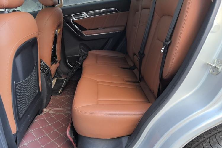 Used Haval H6 Coupe 2015 Blue Label 2.0T Automatic Two-Wheel Drive Prestige Model Left Rear Seat