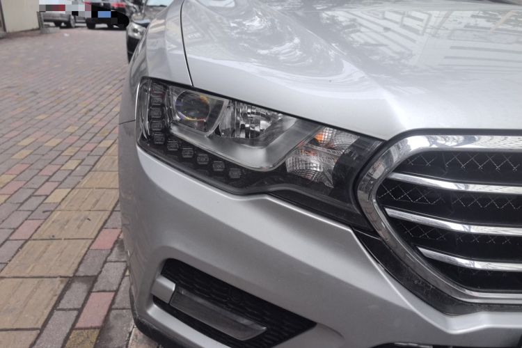 Used Haval H6 Coupe 2015 Blue Label 2.0T Manual 4x4 Elite Model Right Front Headlight