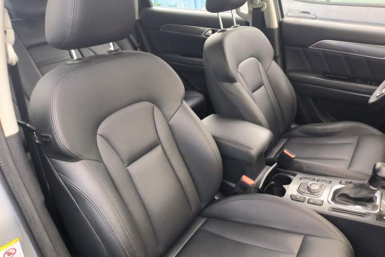 Used Haval H6 Coupe 2015 Blue Label 2.0T Automatic Two-Wheel Drive Elite Model Right Front Seat