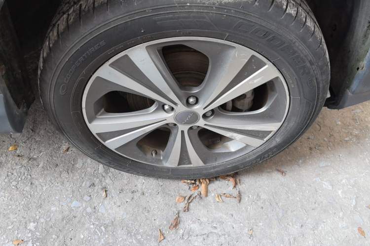 Used Haval H6 Coupe 2015 Blue Label 2.0T Automatic Two-Wheel Drive Prestige Model Right Front Wheel Hub