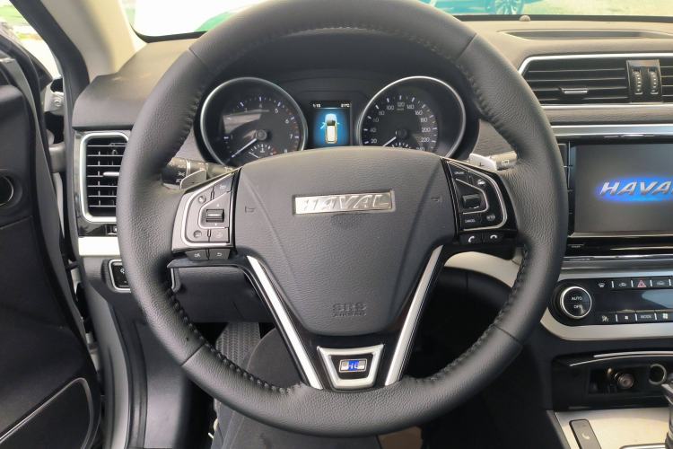 Used Haval H6 Coupe 2015 Blue Label 2.0T Automatic Two-Wheel Drive Elite Model Steering Wheel
