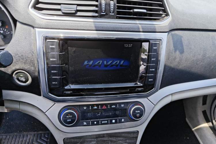 Used Haval H6 Coupe 2015 Blue Label 2.0T Automatic Two-Wheel Drive Elite Model Audio And AC Panel