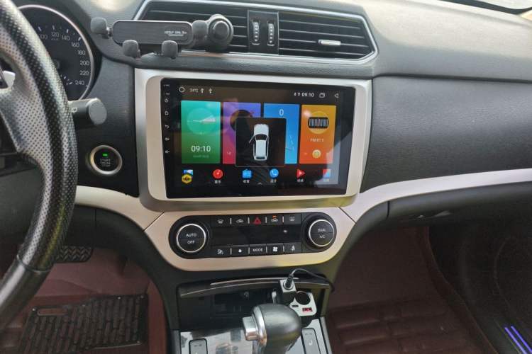 Used Haval H6 Coupe 2015 Blue Label 2.0T Automatic Two-Wheel Drive Elite Model Audio And AC Panel