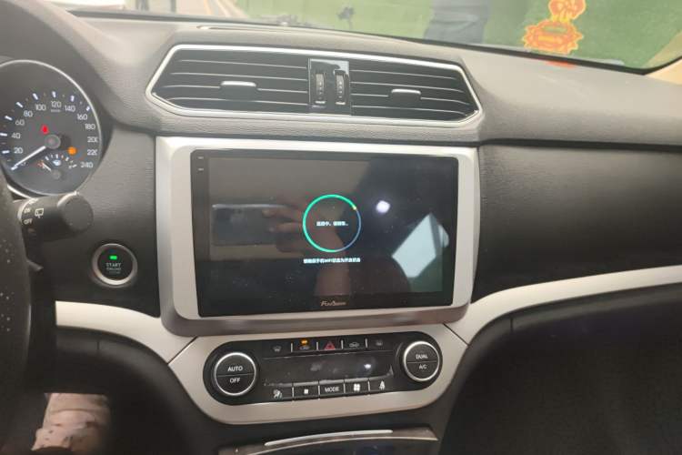 Used Haval H6 Coupe 2015 Blue Label 2.0T Automatic Two-Wheel Drive Prestige Model Audio And AC Panel