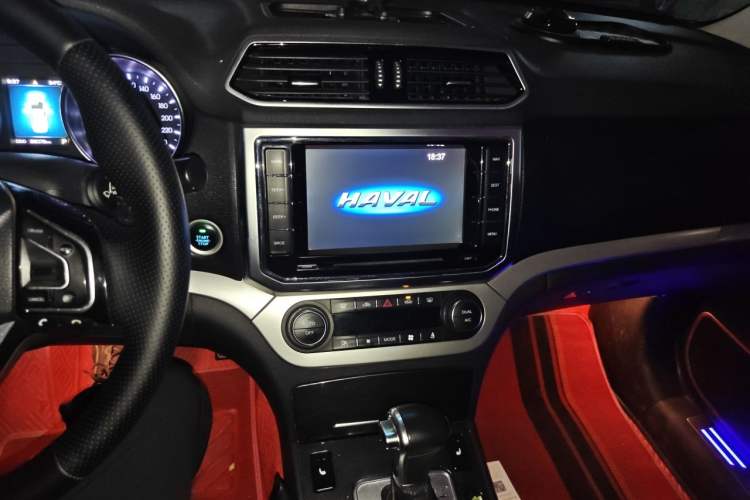 Used Haval H6 Coupe 2015 Blue Label 2.0T Automatic Two-Wheel Drive Elite Model Audio And AC Panel