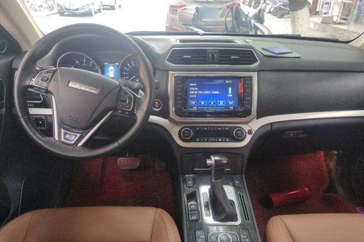 Used Haval H6 Coupe 2015 Blue Label 2.0T Automatic Two-Wheel Drive Elite Model Center Console