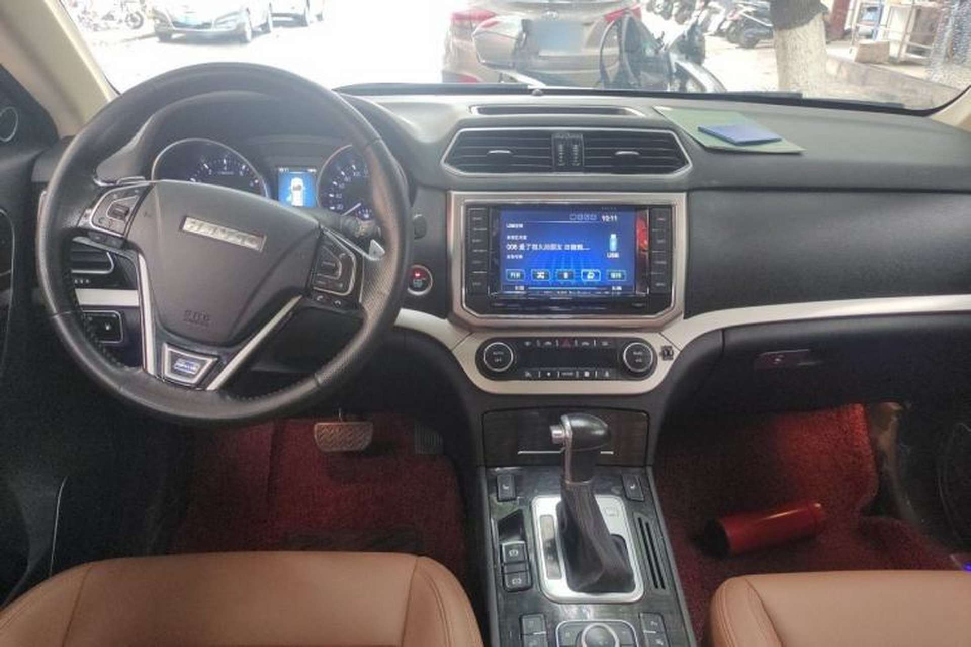 Used Haval H6 Coupe 2015 Blue Label 2.0T Automatic Two-Wheel Drive Elite Model Center Console