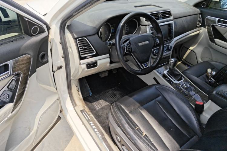 Used Haval H6 Coupe 2015 Blue Label 2.0T Automatic Two-Wheel Drive Elite Model Driver Seat