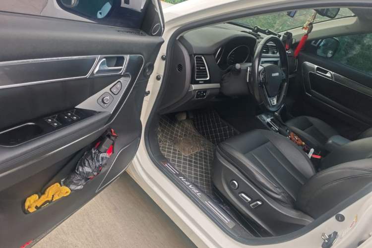Used Haval H6 Coupe 2015 Blue Label 2.0T Automatic Two-Wheel Drive Elite Model Driver Seat