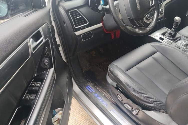 Used Haval H6 Coupe 2015 Blue Label 2.0T Manual Two-Wheel-Drive Elite Model Driver Seat
