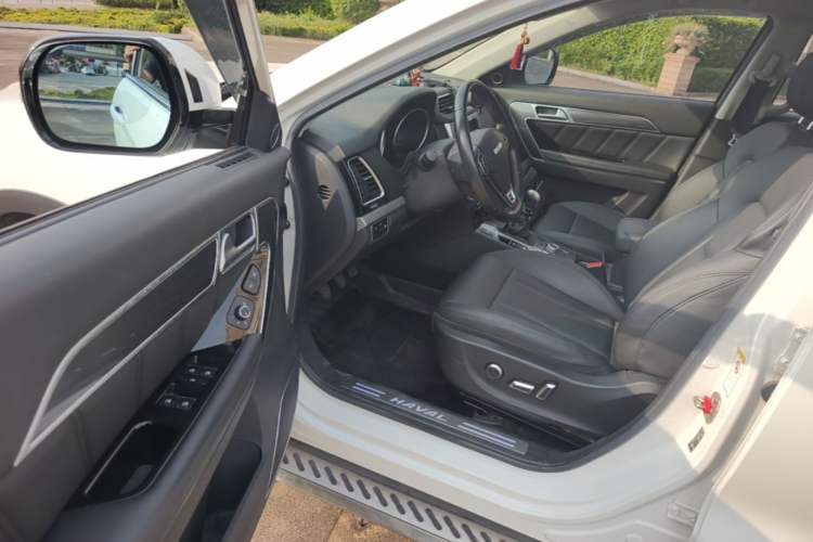 Used Haval H6 Coupe 2015 Blue Label 2.0T Manual Two-Wheel-Drive Elite Model Driver Seat