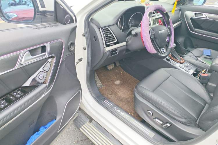 Used Haval H6 Coupe 2015 Blue Label 2.0T Automatic Two-Wheel Drive Elite Model Driver Seat
