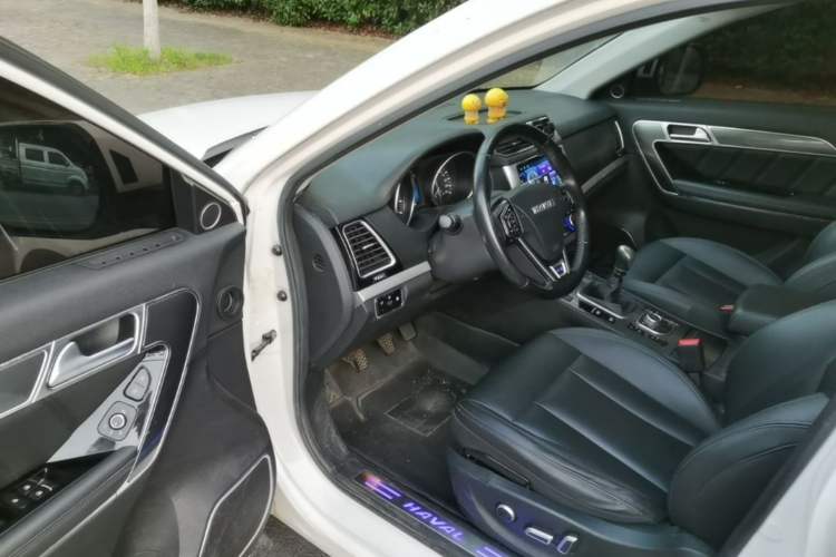 Used Haval H6 Coupe 2015 Blue Label 2.0T Manual Two-Wheel-Drive Elite Model Driver Seat