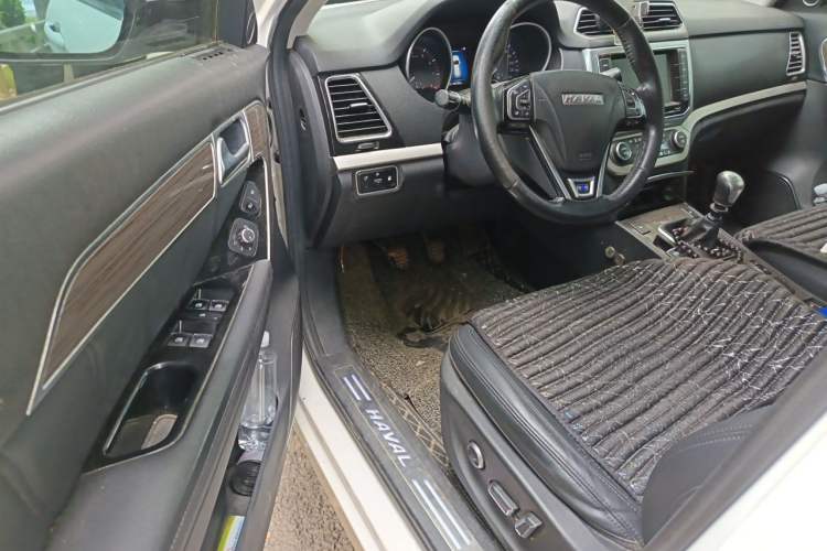 Used Haval H6 Coupe 2015 Blue Label 2.0T Manual Two-Wheel-Drive Elite Model Driver Seat