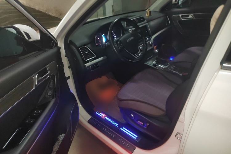 Used Haval H6 Coupe 2015 Blue Label 2.0T Automatic Two-Wheel Drive Prestige Model Driver Seat