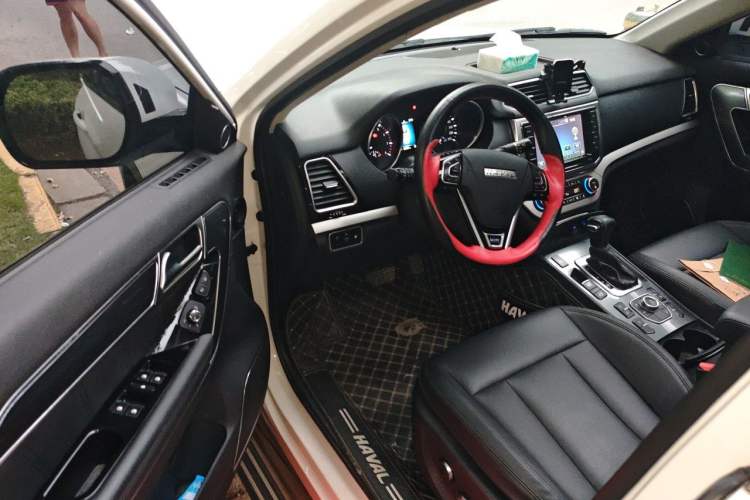 Used Haval H6 Coupe 2015 Blue Label 2.0T Automatic Two-Wheel Drive Elite Model Driver Seat