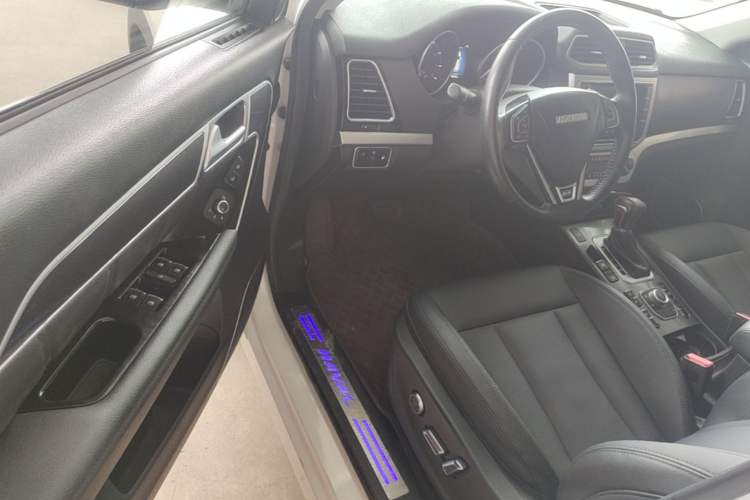 Used Haval H6 Coupe 2015 Blue Label 2.0T Automatic Two-Wheel Drive Elite Model Driver Seat
