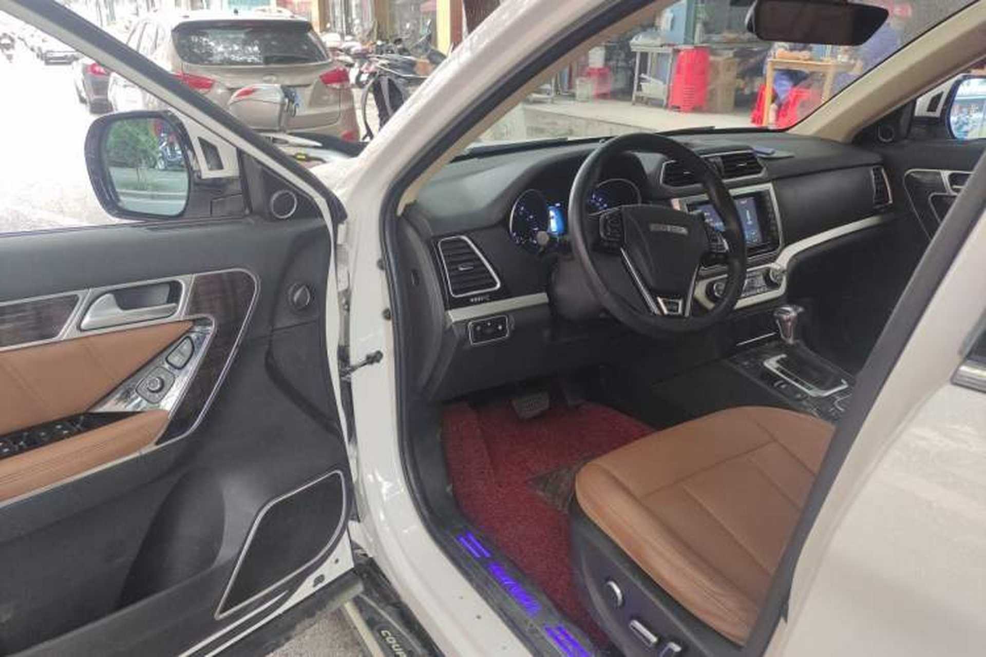 Used Haval H6 Coupe 2015 Blue Label 2.0T Automatic Two-Wheel Drive Elite Model Driver Seat