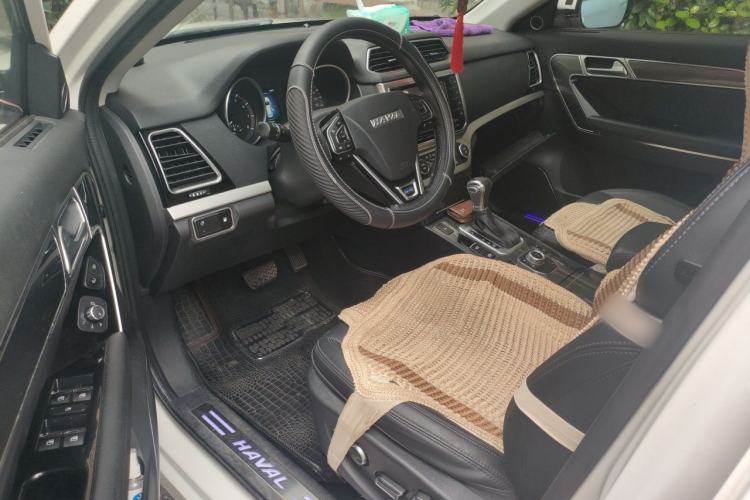 Used Haval H6 Coupe 2015 Blue Label 2.0T Automatic Two-Wheel Drive Prestige Model Driver Seat