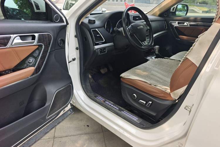 Used Haval H6 Coupe 2015 Blue Label 2.0T Automatic Two-Wheel Drive Elite Model Driver Seat
