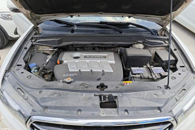 Used Haval H6 Coupe 2015 Blue Label 2.0T Automatic Two-Wheel Drive Elite Model Engine Bay