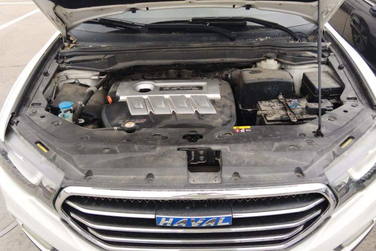 Used Haval H6 Coupe 2015 Blue Label 2.0T Automatic Two-Wheel Drive Prestige Model Engine Bay