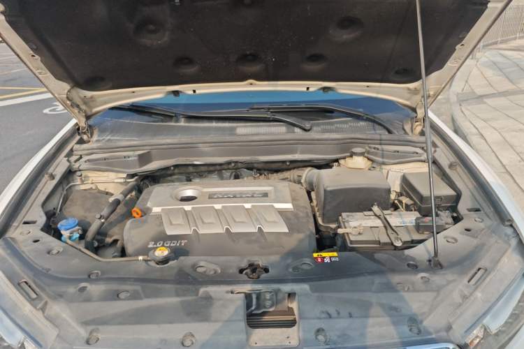 Used Haval H6 Coupe 2015 Blue Label 2.0T Automatic Two-Wheel Drive Elite Model Engine Bay