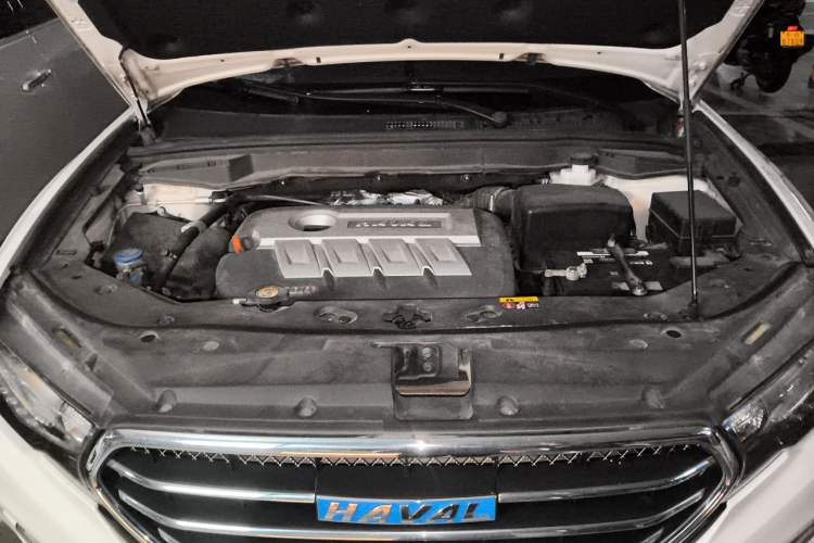 Used Haval H6 Coupe 2015 Blue-Label 2.0T Manual Two-Wheel Drive Prestige Model Engine Bay