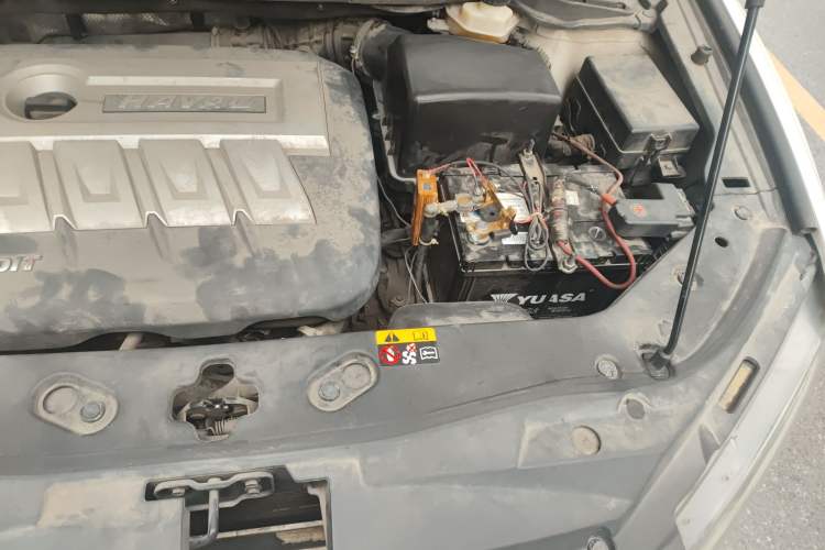 Used Haval H6 Coupe 2015 Blue Label 2.0T Automatic Two-Wheel Drive Prestige Model Engine Bay Left