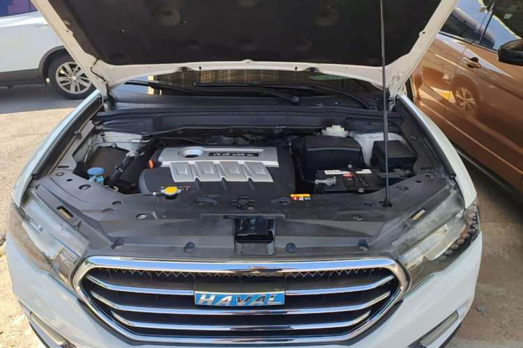 Used Haval H6 Coupe 2015 Blue Label 2.0T Automatic Two-Wheel Drive Prestige Model Engine Bay