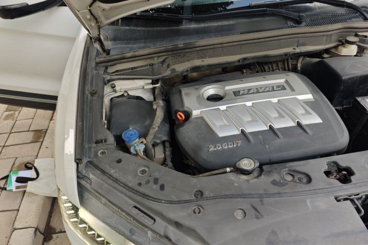 Used Haval H6 Coupe 2015 Blue Label 2.0T Automatic Two-Wheel Drive Elite Model Engine Bay Right