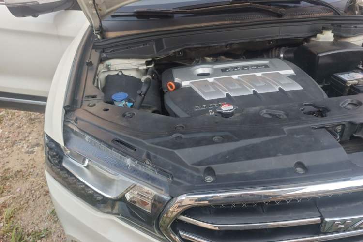 Used Haval H6 Coupe 2015 Blue Label 2.0T Automatic Two-Wheel Drive Prestige Model Engine Bay Right