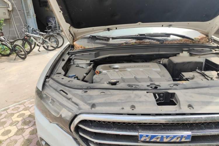 Used Haval H6 Coupe 2015 Blue Label 2.0T Automatic Two-Wheel Drive Prestige Model Engine Bay Right