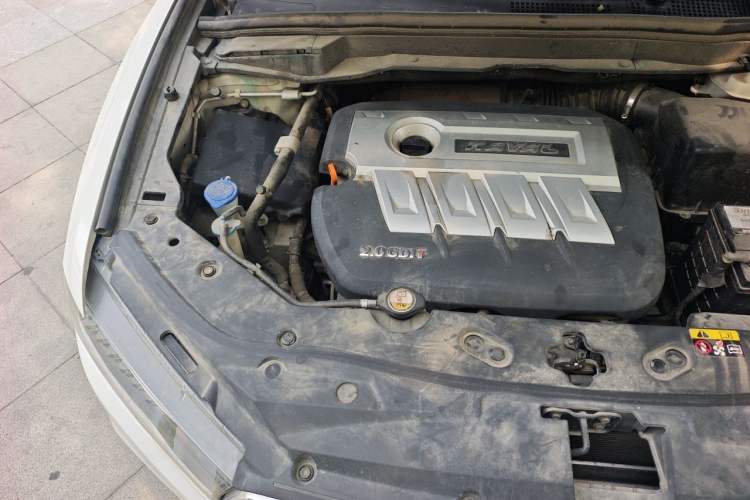 Used Haval H6 Coupe 2015 Blue Label 2.0T Automatic Two-Wheel Drive Elite Model Engine Bay Right