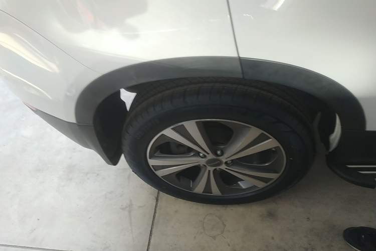 Used Haval H6 Coupe 2015 Blue Label 2.0T Automatic Two-Wheel Drive Prestige Model Exterior 5