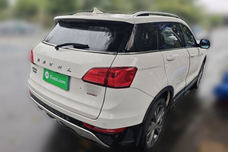 Used Haval H6 Coupe 2015 Blue-Label Facelift 2.0T Manual Two-Wheel Drive Urban Version Exterior 5