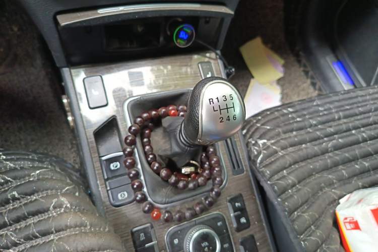 Used Haval H6 Coupe 2015 Blue Label 2.0T Manual Two-Wheel-Drive Elite Model Gear Lever