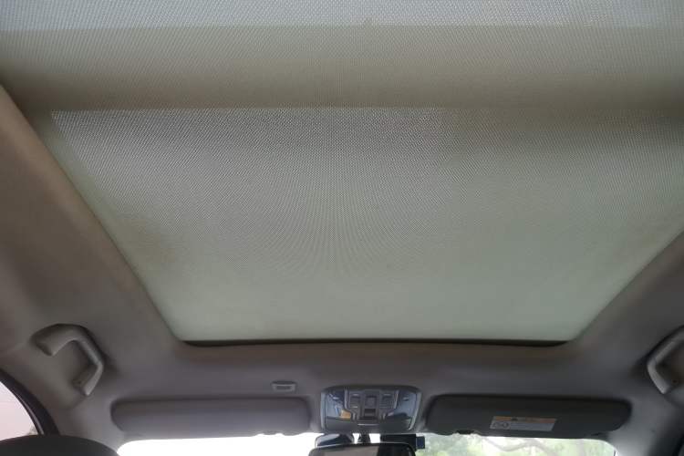 Used Haval H6 Coupe 2015 Blue Label 2.0T Manual Two-Wheel-Drive Elite Model Headliner