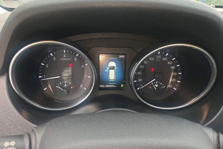 Used Haval H6 Coupe 2015 Blue Label 2.0T Automatic Two-Wheel Drive Elite Model Instrument Cluster