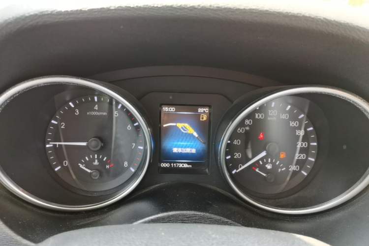 Used Haval H6 Coupe 2015 Blue Label 2.0T Manual Two-Wheel-Drive Elite Model Instrument Cluster